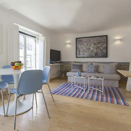 Chiado Blue By Homing Lissabon
