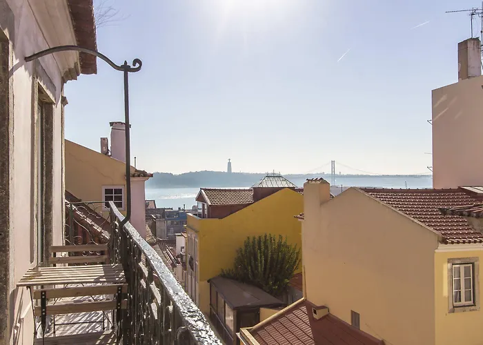 Chiado Blue By Homing Appartement